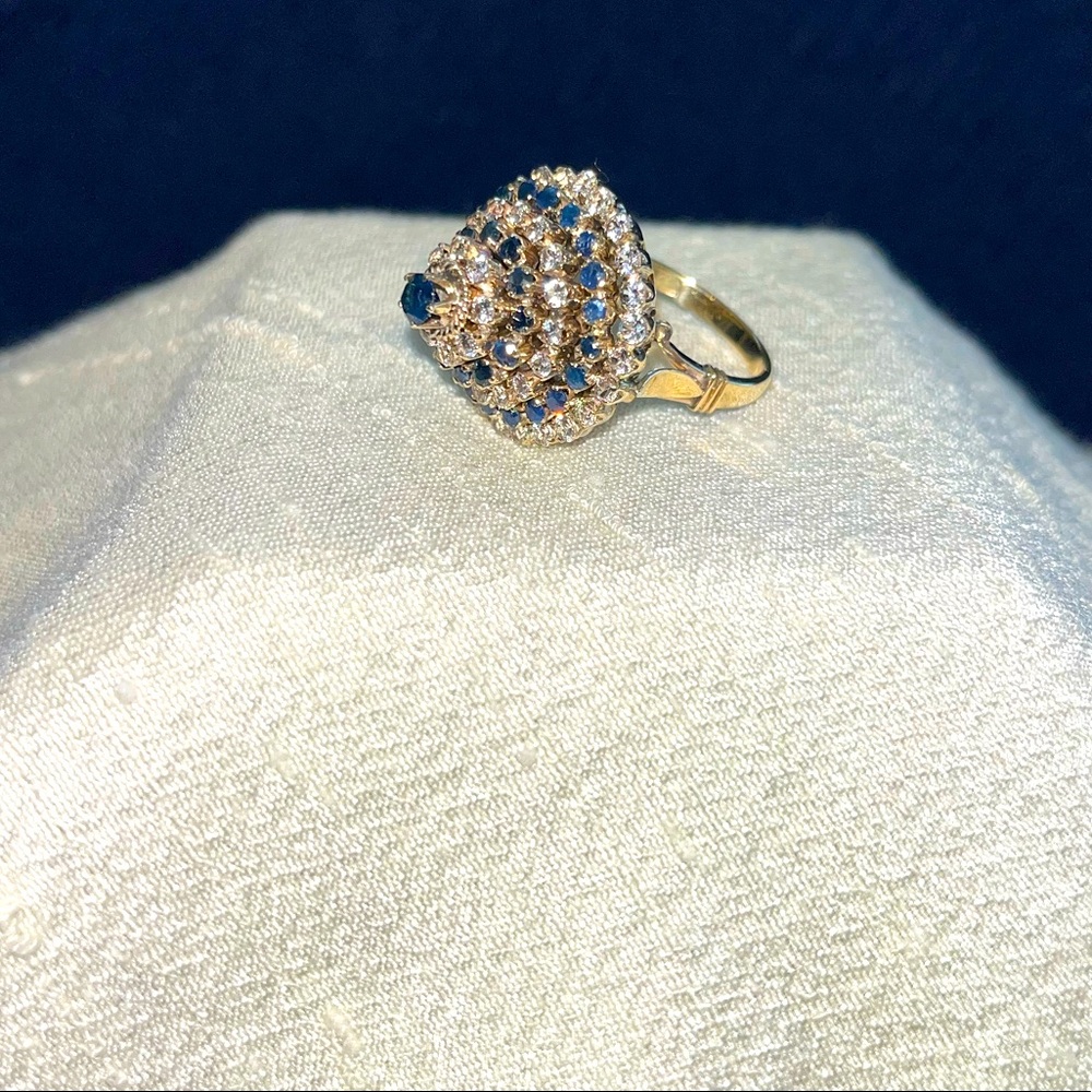 Diamond and Sapphire Ballerina Estate Ring - Picture 7 of 16